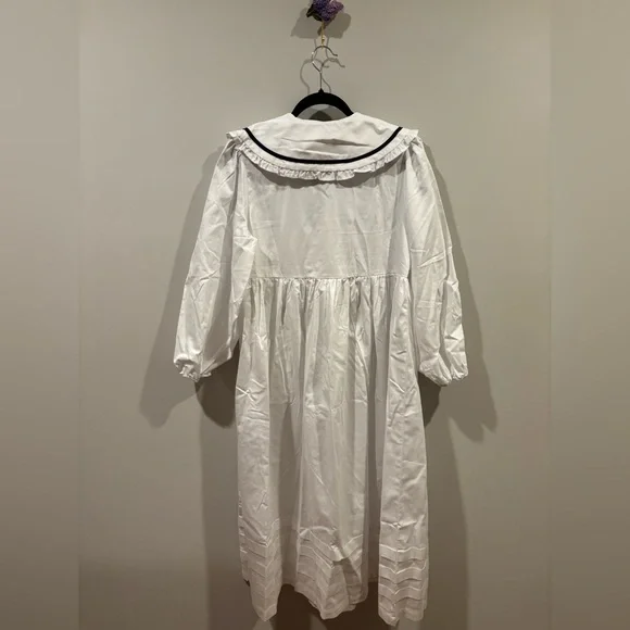 ASOS White Long Sleeve Gown with Bishop Sleeves - Picture 8 of 10